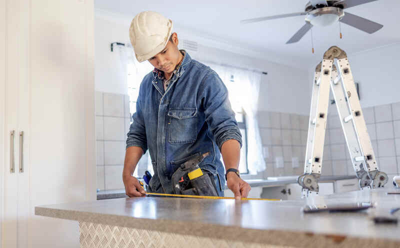 contractor handyman doing home renovation