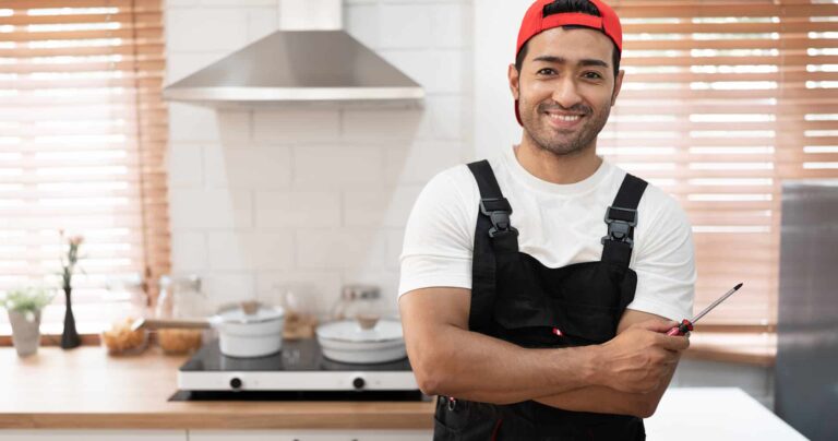 Contractor Pricing Guide: How to Price Small Jobs in 6 Simple Steps 